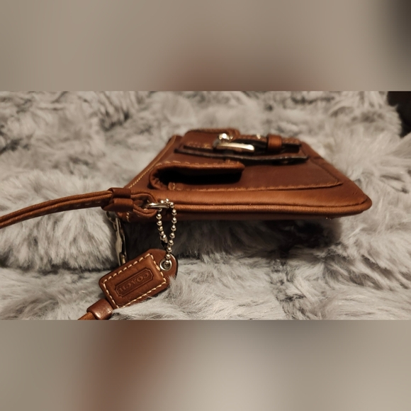 Vintage Coach Soho Brown Leather Wristlet